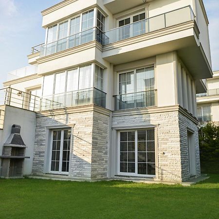 Nora Marmara Luxury Villas In Istanbul Buyukcekmece Exterior photo